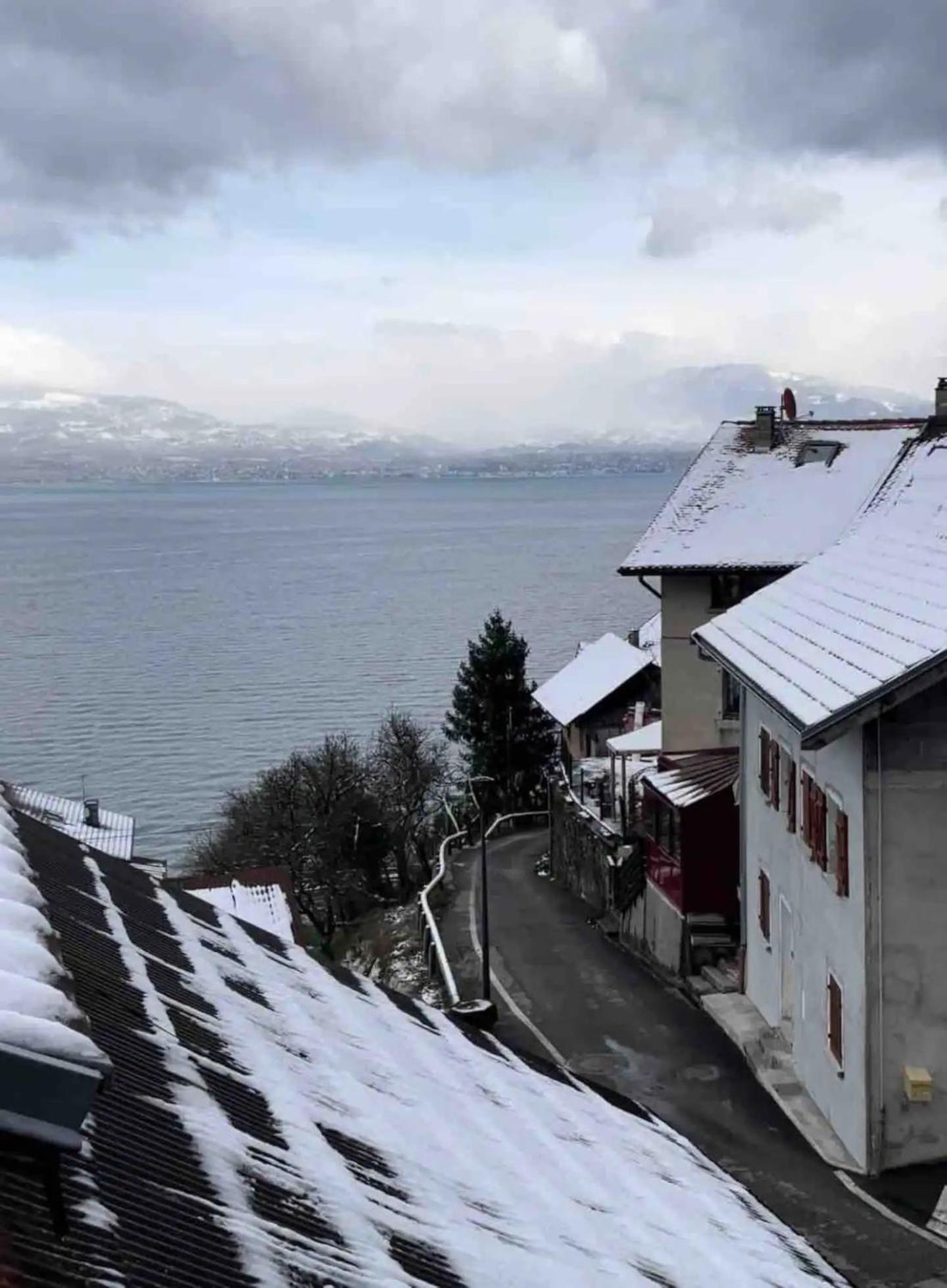 Chez Malou & Hugo Vue Lac Proche Suisse & Stations ! Saint-Gingolph Buitenkant foto